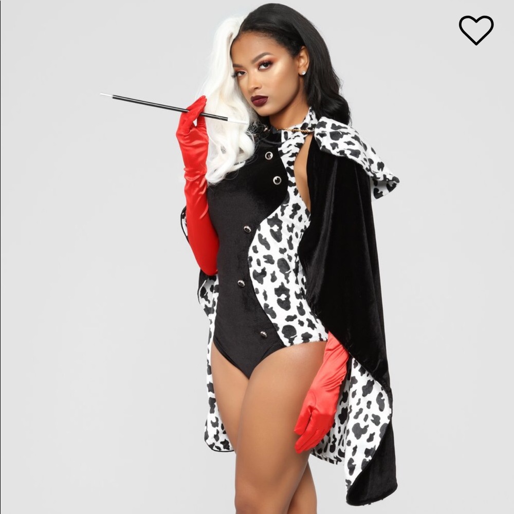 Cruella deville costume